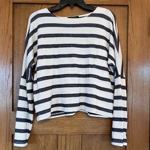 Banana Republic white and navy sweater